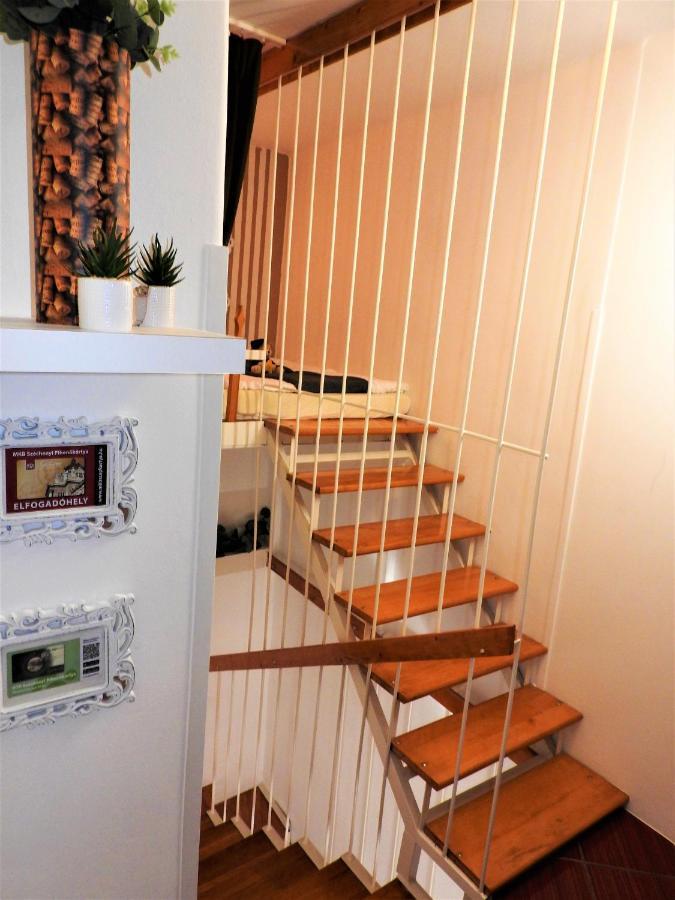 Lena Apartman - Έγκερ Εξωτερικό φωτογραφία